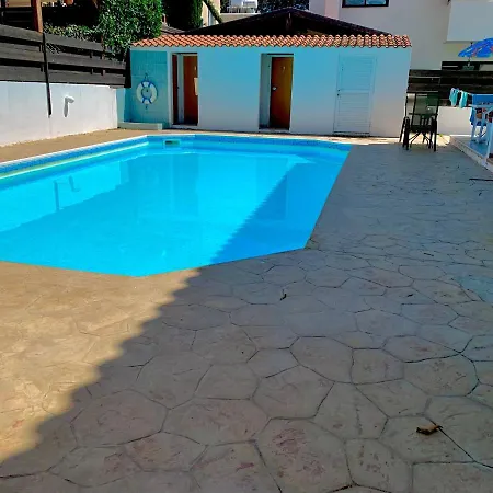 Diana Townhouse 1 *