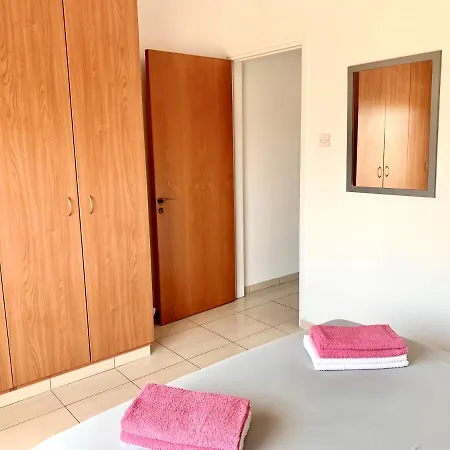 Diana Townhouse 1