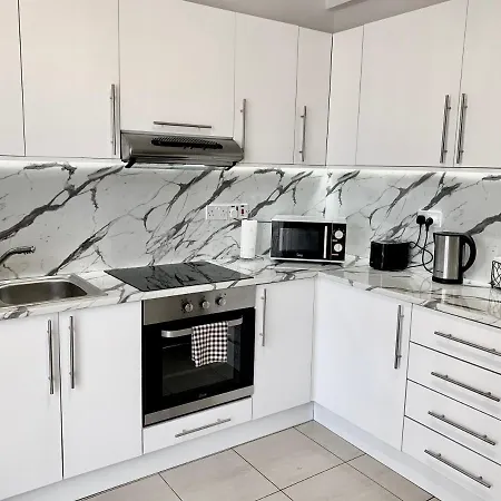 Апартаменты Diana Townhouse 1 *